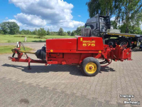 Persen / Balenpers / Pakkenpers New Holland 575 balenpers
