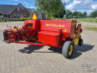 Persen / Balenpers / Pakkenpers New Holland 575 balenpers