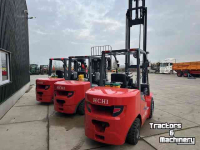 Heftruck  hchi   3500kg  2 stuks voorraad