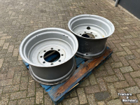 Wielen, Banden, Velgen & Afstandsringen Massey Ferguson VELGEN 24X14 INCH
