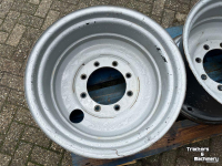 Wielen, Banden, Velgen & Afstandsringen Massey Ferguson VELGEN 24X14 INCH