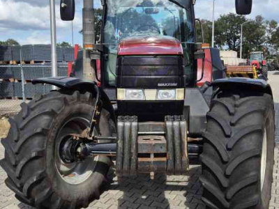 Tractor / Trekker Case-IH MX135 maxxum 40Kmh met kruipversnelling