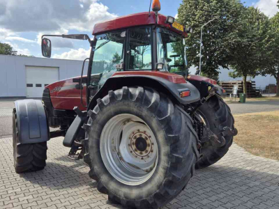 Tractor / Trekker Case-IH MX135 maxxum 40Kmh met kruipversnelling