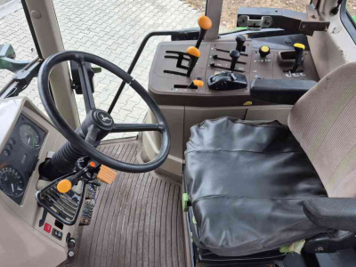 Tractor / Trekker John Deere 6220 SE PQ zeer nette trekker