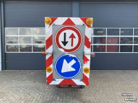 Overige machines voor weg-, berm-, en slootonderhoud  Actiebord / Verkeersbord / Waarschuwingsbord
