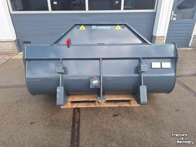 Graafbakken Merlo A0700