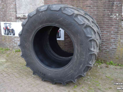 Wielen, Banden, Velgen & Afstandsringen Mitas 710/70r38