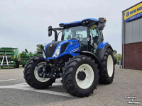 Tractor / Trekker New Holland T5.140 AC LV Tractor