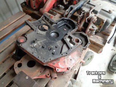 Gebruikte onderdelen van tractoren International 33 serie 24 serie  23 serie  44 serie 45 serie