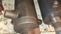 Diverse gebruikte onderdelen  Onbekend 5 TRAPS KIPPERCILINDER TC3054F