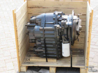 Laad/Graaf combinatie New Holland PowerShift Transmission voor L115 LB115B LB 110 LB90 CNH parts nr:84136448B