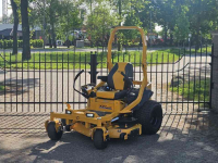 Zitmaaier Cub Cadet XZ7 L122