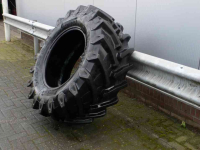 Wielen, Banden, Velgen & Afstandsringen Pirelli 540/65 R28