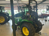 Smalspoor tractor John Deere 3025E