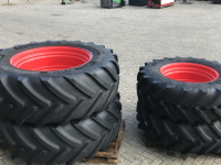 Wielen, Banden, Velgen & Afstandsringen Michelin 650/65R42 + 480/70R30 spoor 213cm