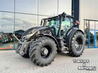 Tractor / Trekker Valtra Q225 alle opties, ook twintrac!
