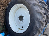 Wielen, Banden, Velgen & Afstandsringen Trelleborg 420/85R38 en 340/85R28