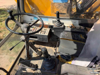 Bandenkraan / Graafmachine op wielen Liebherr A902