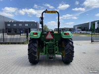 Compact tractor John Deere 5055E
