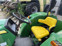 Compact tractor John Deere 5055E