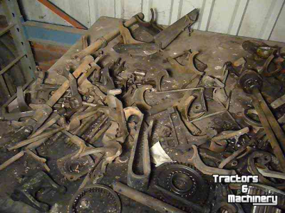 Gebruikte onderdelen van tractoren Deutz 4006/4506/5006/5206/5506/6206