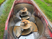 Zelfrijdende Voermengwagen Trioliet Trioliet Triotrac 2 L2000 Zelfrijdende voermengwagen midejo