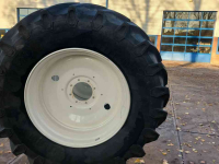 Wielen, Banden, Velgen & Afstandsringen Trelleborg 650/65R38