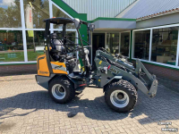 Shovel / Wiellader / Kniklader Giant G2200 HD X-tra