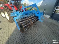Cultivator  Vaste tand cultivator met kooirol en hefinrichting