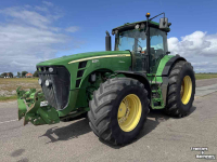 Tractor / Trekker John Deere 8130