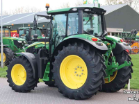 Tractor / Trekker John Deere 6M125