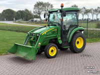 Compact tractor John Deere 3720