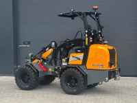 Shovel / Wiellader / Kniklader Giant G2300extra