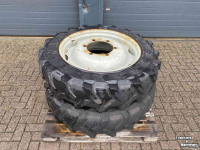 Wielen, Banden, Velgen & Afstandsringen Michelin 12.4R32 op 6 gaats velg