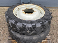 Wielen, Banden, Velgen & Afstandsringen Michelin 12.4R32 op 6 gaats velg