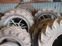 Wielen, Banden, Velgen & Afstandsringen  4-38 Inch