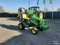 Compact tractor John Deere 1026R