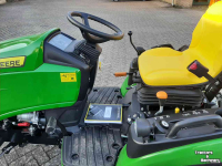 Compact tractor John Deere 1026R