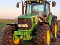 Tractor / Trekker John Deere 6830