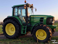 Tractor / Trekker John Deere 6830