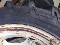 Wielen, Banden, Velgen & Afstandsringen Pirelli 13.6-R24 en 14.9/R38