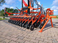 Zaaimachine Kubota SB 1300 schijf kouter balk, zaaimachine