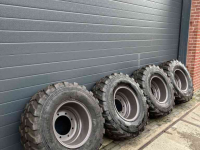 Wielen, Banden, Velgen & Afstandsringen Alliance 365/70R18