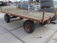 Vierwielige wagen / Landbouwwagen  landbouwwagen Balenwagen aanhangwagen aanhanger 4-wielige wagen kar balenkar