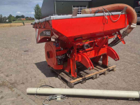 Fronttank zaaimachine Kuhn TF 1500 Quantron