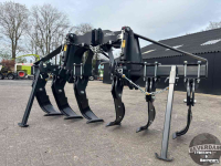 Woeler / Diepwoeler / Voorzetwoeler  Agroland TPC 300 diepwoeler met hef