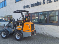 Shovel / Wiellader / Kniklader Giant G2300HD