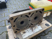 Gebruikte onderdelen van tractoren  Cilinderkop Bolinder Munktel BM 20/21