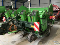 Pootmachine Miedema CP42 bekerpootmachine  | getrokken | aanaardkap | dewulf
