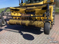 Veldhakselaar New Holland FX 60 Zelfrijdende Veldhakselaar + PU